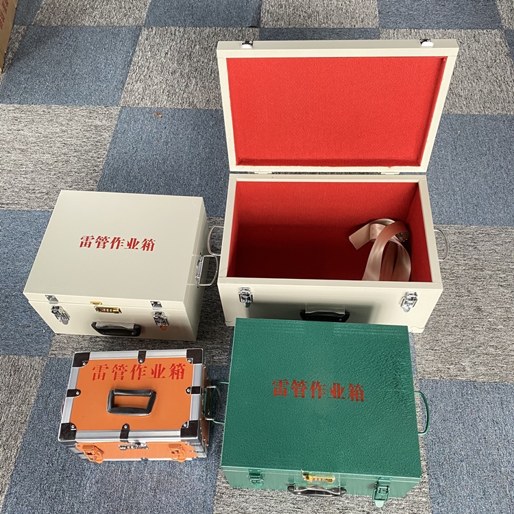 板芙镇爆破工程作业箱如何选择？玻璃钢与传统材质的全面对比